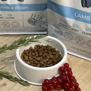 Best Dinner Puppy Sensible Lamb & Berry корм сухой для щенков всех пород с 1 месяца, беременных и кормящих собак, склонных к аллергии и проблемам пищеварения, с ягненком и ягодами
