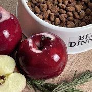 Best Dinner Adult Sterilised Beef & Apple корм сухой для стерилизованных кошек всех пород, склонных к аллергии и проблемам с пищеварением, с говядиной и яблоком