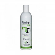 Biofan Zoo Classic гипоаллергенный шампунь с экстрактом череды и маслом пихты  для животных