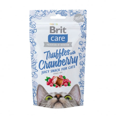 Brit Care лакомство для кошек Truffles Cranberry Подушечки с клюквой